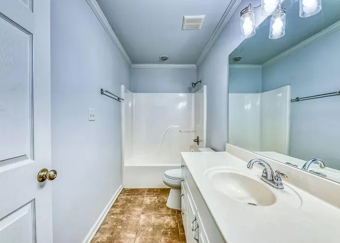 Villa Sandy Fox- Walk To Beach, Private Pool, Sleeps 26 Gulf Shores